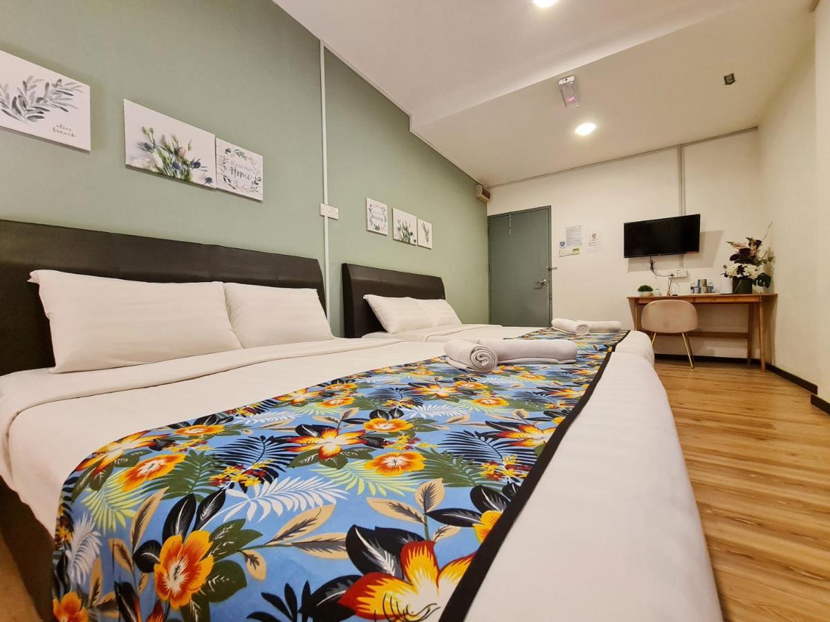 Treeline Urban Inn Кота-Кинабалу Экстерьер фото